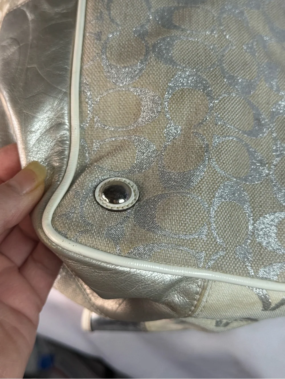 Coach Signature Metallic Silver Ivory Kisslock Satchel Handbag Purse